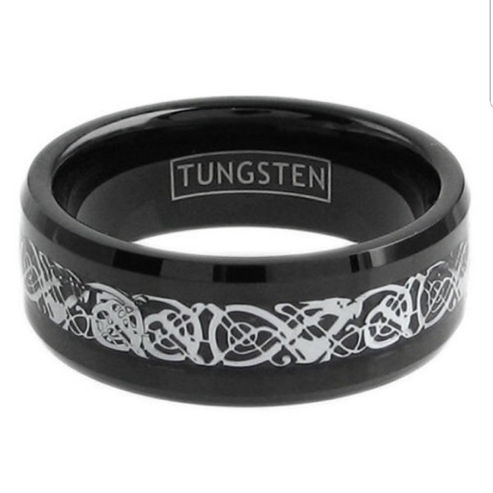 Men's Tungsten Celtic design ring size 10
